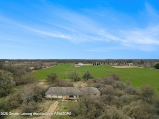 2775 E Howe Rd, Dewitt, MI 48820
