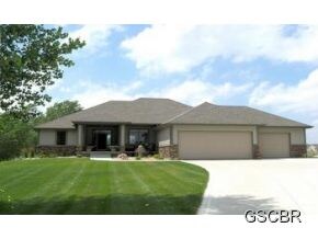 967 Wynstone Dr, Jefferson, SD 57038