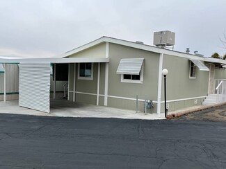 701 Montara Rd Unit 33, Barstow, CA 92311