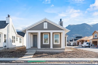 9806 N Willowbank Dr, Highland, UT 84003
