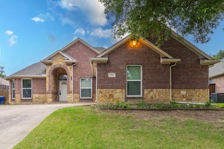 916 Jasper Ln, McKinney, TX 75071