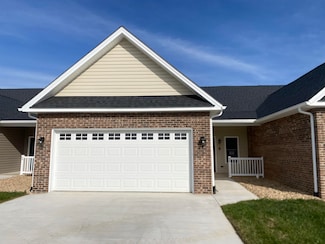 66 Fossil Dr, Stuarts Draft, VA 24477