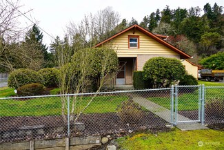 5801 4th St E, Tacoma, WA 98424