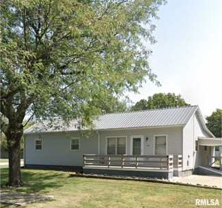305 SE 4th St, Galva, IL 61434