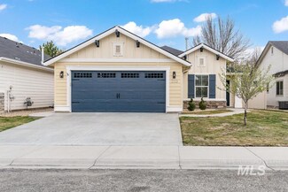 250 E Blue Lark Ct, Meridian, ID 83642