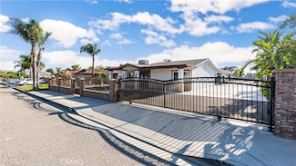 9828 Carob Ave, Fontana, CA 92335