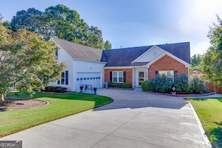 5840 Stephens Mill Dr, Sugar Hill, GA 30518