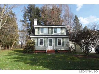 6622 Bartlett Rd, Westmoreland, NY 13490