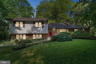 111 Warwick Dr, Wilmington, DE 19803