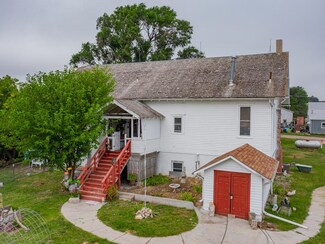 79804 Main St, Westerville, NE 68881