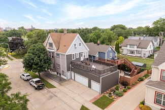 600 W Garfield Ave Unit 602, Milwaukee, WI 53212