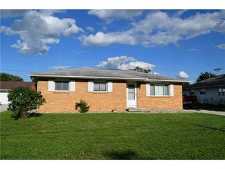1311 Buckeye St, Genoa, OH 43430