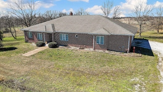 21671 State Highway 37, Cassville, MO 65625