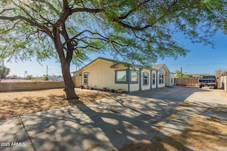 36 W Davis Ln, Avondale, AZ 85323
