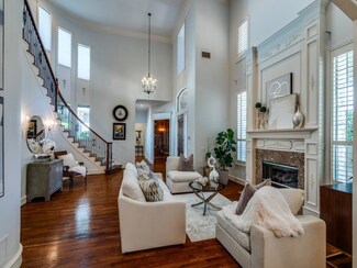 6609 Riverhill Dr, Plano, TX 75024