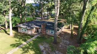 4810 Park Ave, Dickinson, TX 77539