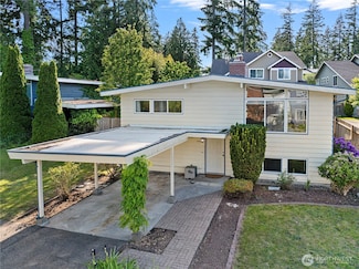 3953 153rd Ave SE, Bellevue, WA 98006