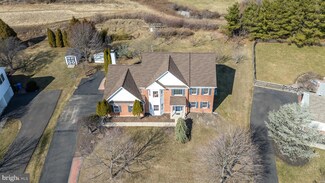 222 Tudor Dr, North Wales, PA 19454