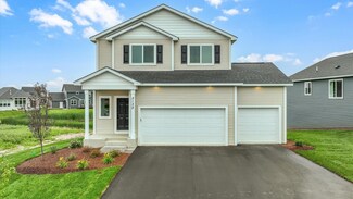 2132 Westpointe Dr, Hastings, MN 55033