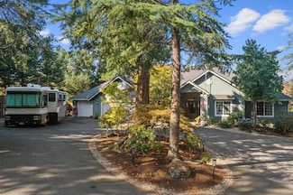 200 Curtis Dr, Grants Pass, OR 97527