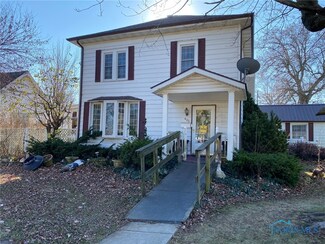 421 W Harrison St, Paulding, OH 45879