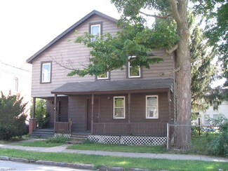3855 W 23rd St, Cleveland, OH 44109