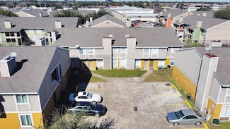 12618 Ashford Meadow A B C D Dr, Houston, TX 77082