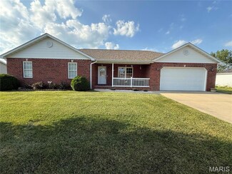 132 Timberlake, Damiansville, IL 62215