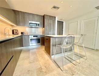 88 SW 7th St Unit 1805, Miami, FL 33130