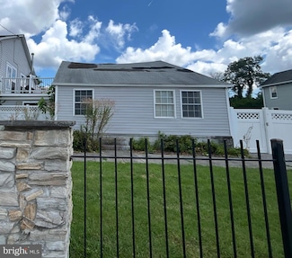 172 Winters Ln, Catonsville, MD 21228