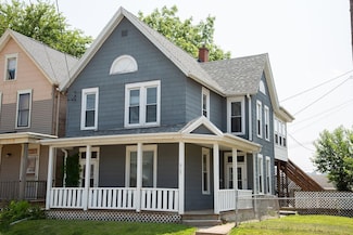 2107 Windsor Ave, Dubuque, IA 52001