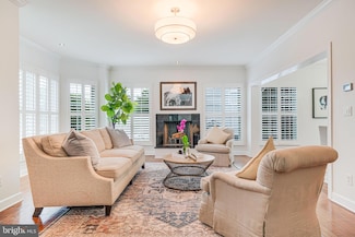 1620 N George Mason Dr, Arlington, VA 22205