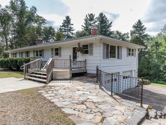 37 Skyview Dr, Jericho, VT 05465