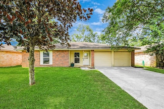 5822 Walnutgate Dr, Spring, TX 77373