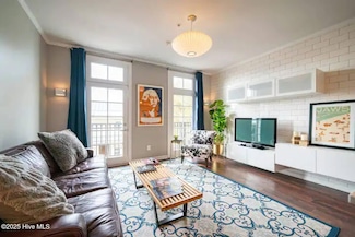 215 S Water St Unit 204, Wilmington, NC 28401