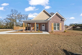 670 N Broad St, Cowarts, AL 36321