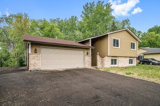1824 Houle Cir, Hugo, MN 55038