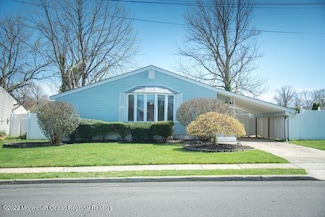 56 Woodshore W, Keyport, NJ 07735