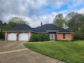 111 Saddle Brook Cir, Butler, PA 16001