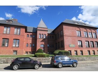 31 Elizabeth St Unit 204, Worcester, MA 01605