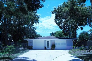 2236 Alice Rd, Sarasota, FL 34231