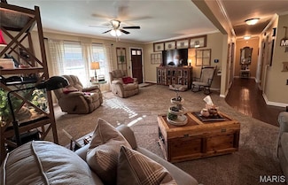 101 Winter Dr, Sikeston, MO 63801