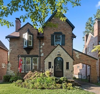 7450 Amherst Ave, Saint Louis, MO 63130