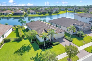 3128 Streng Ln, Royal Palm Beach, FL 33411