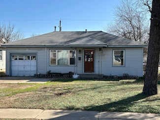 1021 Riviera Dr, Ponca City, OK 74601