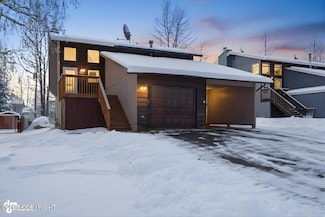 8010 Little Dipper Ave, Anchorage, AK 99504