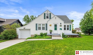 7785 State St, Omaha, NE 68127