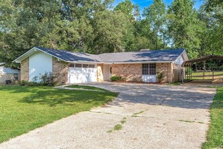 110 Parkview St, Mansfield, LA 71052