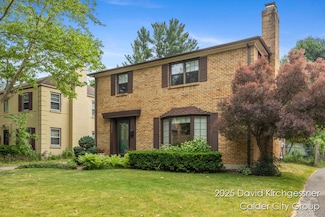 1052 Santa Cruz Dr SE, Grand Rapids, MI 49506