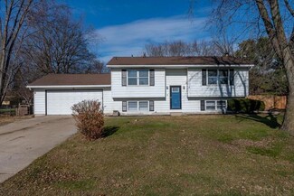 18375 Brewster Dr, Bristol, IN 46507